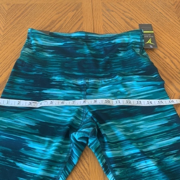 Old Navy workout  compression pants - Picture 6 of 10